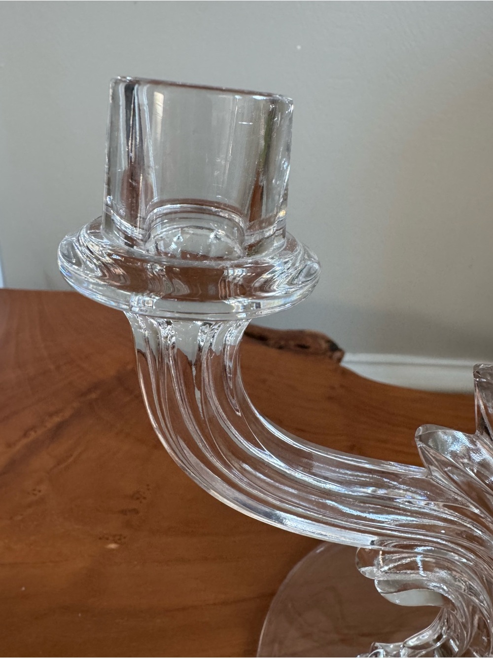 Vintage Clear Triple Light Candlestick Elegant Glass Candelabra - Picture 6 of 7